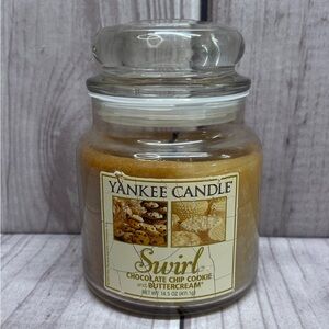 Yankee Candle Swirl Chocolate Chip Cookie and Buttercream 14.5 oz
